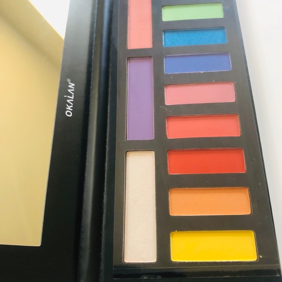 Eyeshadow 12 colors &. Smoking 👀👀👀💄 - Picture 4 of 8